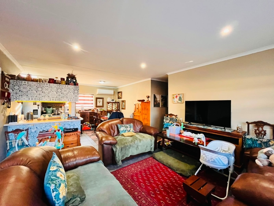 3 Bedroom Property for Sale in Protea Park North West